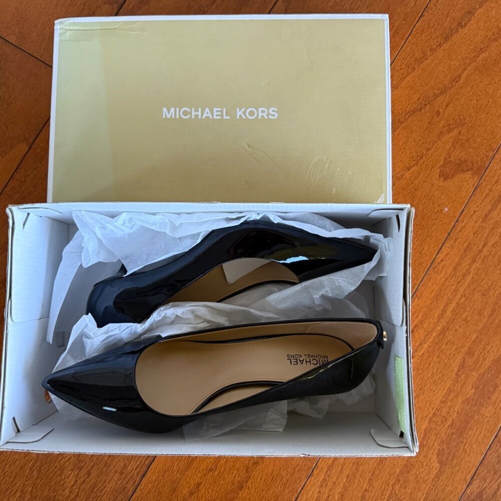 Michael Kors MK Flex Kitten Pump Black Patent BRAND NEW - Picture 6 of 8